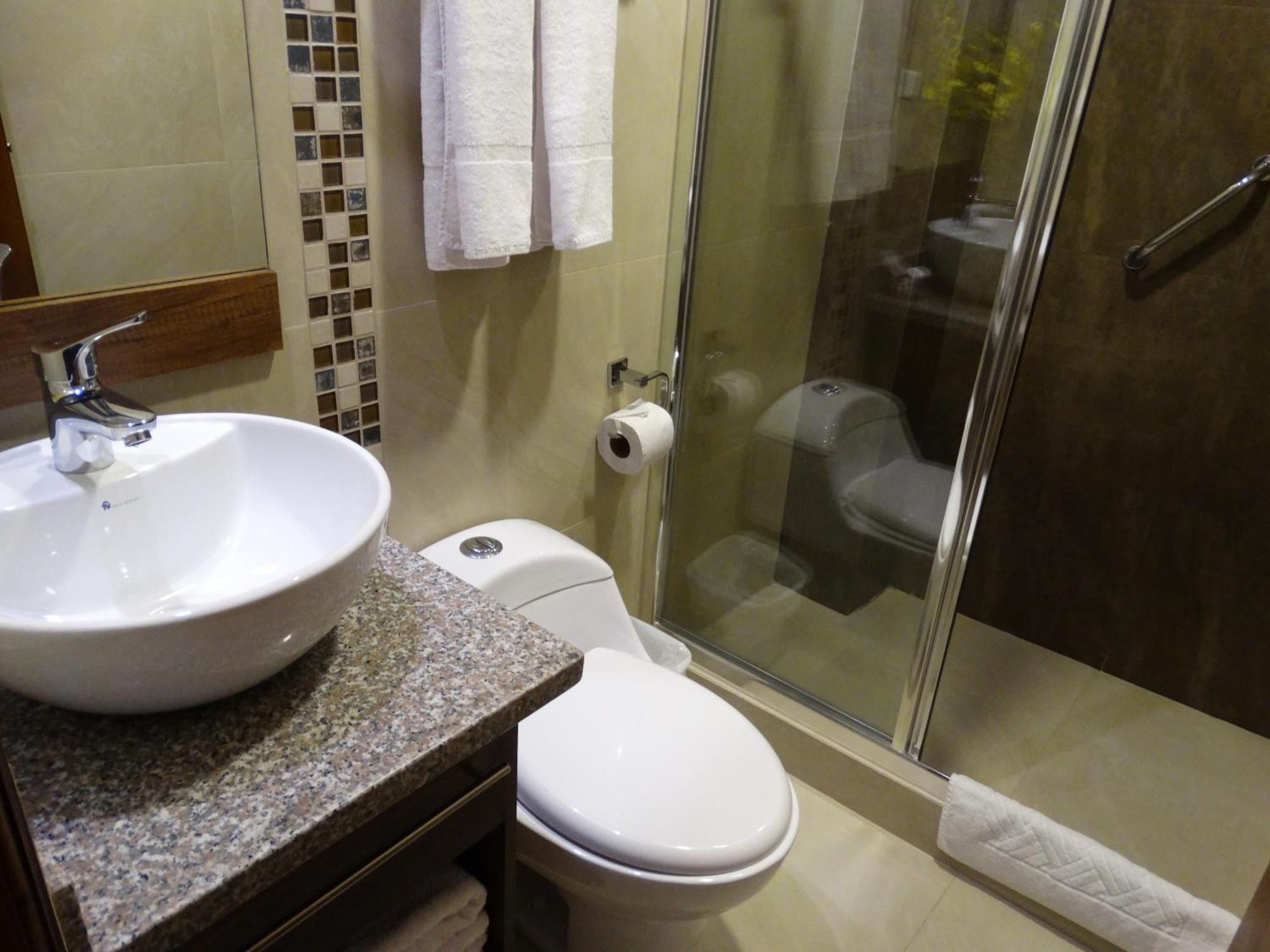 Siena Hotel Куенка Стая снимка